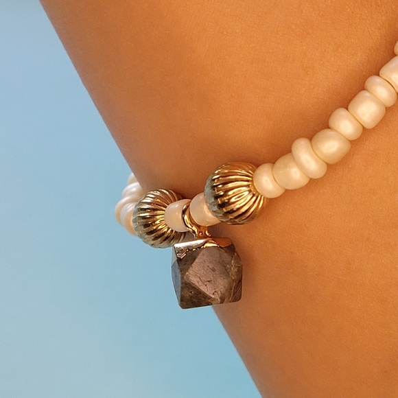 🤍3/$30 Smoky Quatrz Stone Handmade Bracelet - Picture 6 of 8